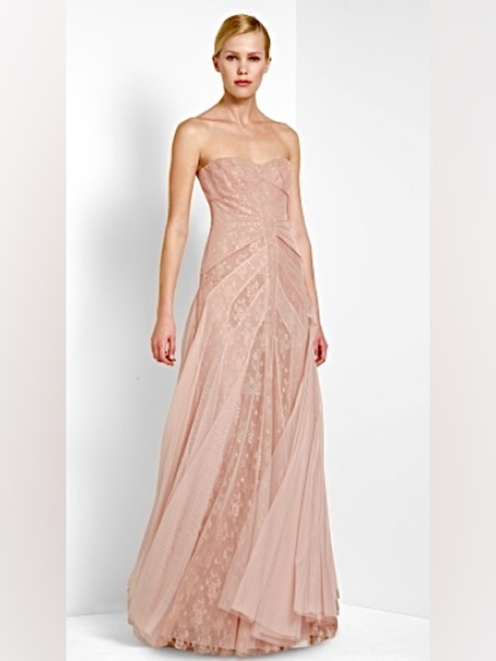 BCBGMAXAZRIA Moriza Blush Pink Strapless
Lace Tulle Evening Gown, Size 02